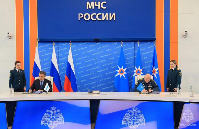 МЧС России и СИБУР развивают сотрудничество в области пожарной безопасности